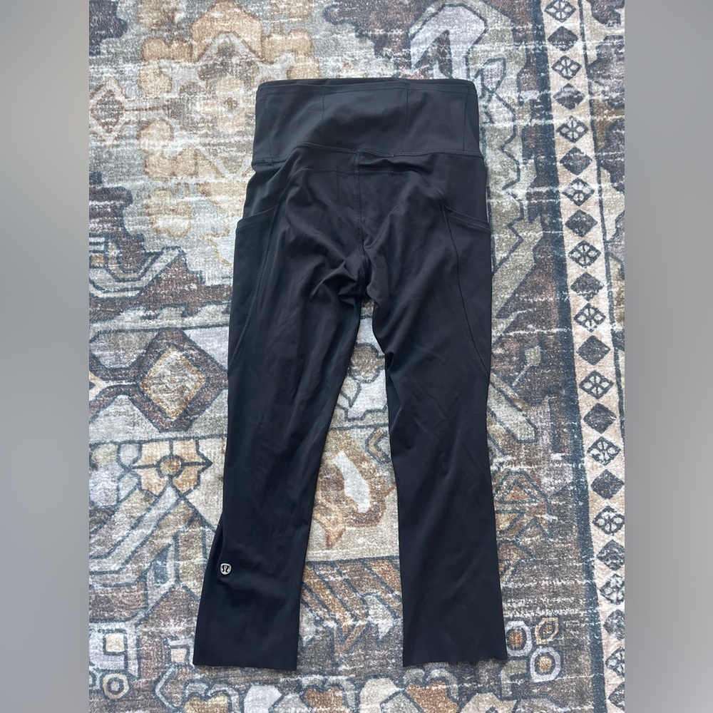 Lululemon Fast and Free Crop II 19" Non-Reflective Capri Black Leggings - Picture 4 of 5